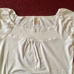 3/$20 Lace trim white top